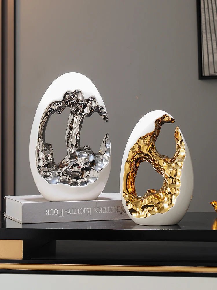 Gold Luxury Home Decor Ornament – Modern Living Room Accent - Nuvariq Goods